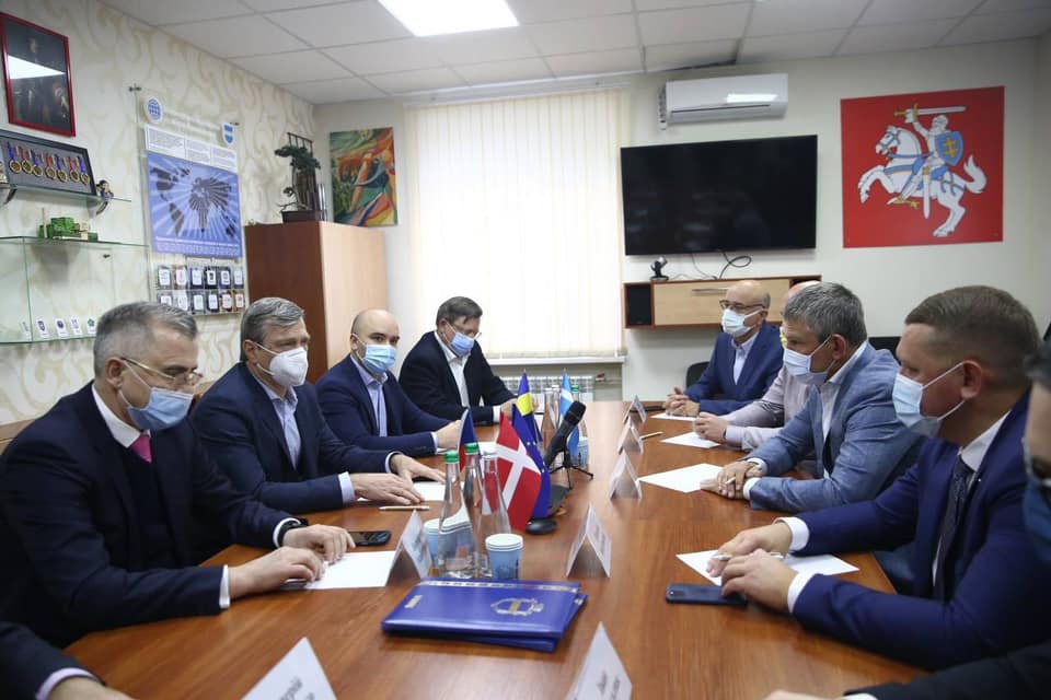 Підписано контракт KREM-1 та KREM-2 з чеською компанією 